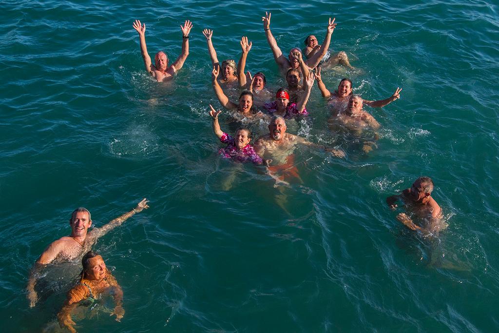 Pier Jumping - a total success  © Chanelle Robinson